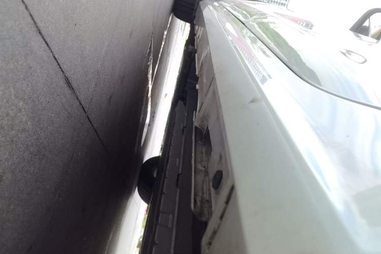 Used BYD Qin PLUS 2024 HONOR Edition DM-i 55KM Leading Model Left Side Sill