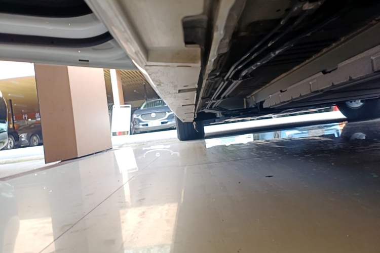 Used BYD Qin PLUS 2024 HONOR Edition DM-i 55KM Leading Model Left Side Sill