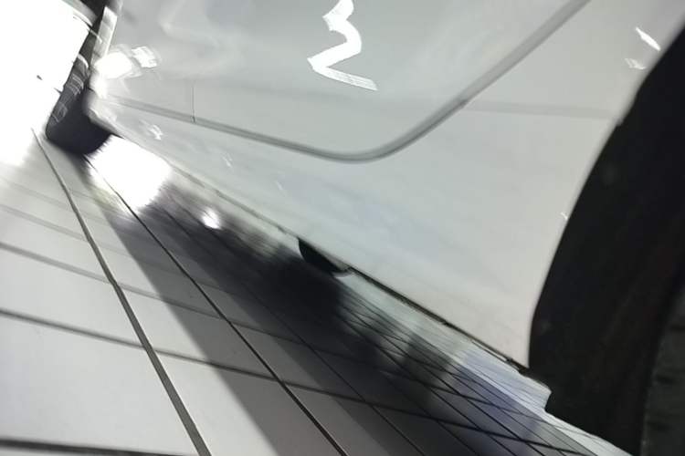 Used BYD Qin PLUS 2024 HONOR Edition DM-i 55KM Leading Model Left Side Sill