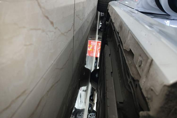 Used BYD Qin PLUS 2024 HONOR Edition DM-i 55KM Leading Model Left Side Sill