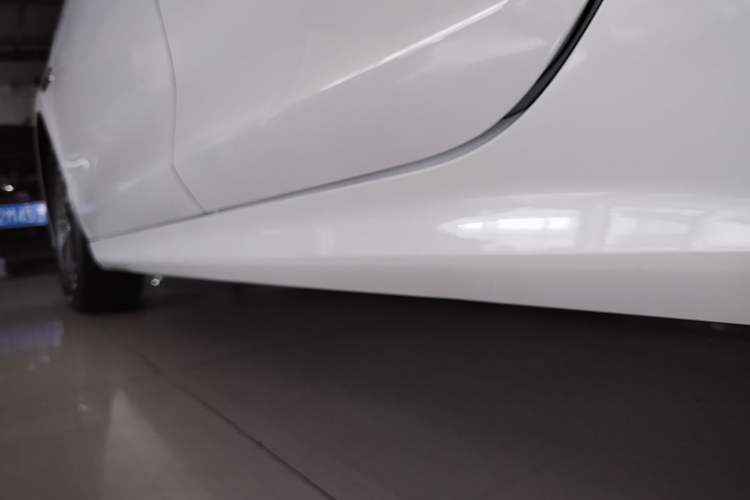 Used BYD Qin PLUS 2024 HONOR Edition DM-i 55KM Leading Model Left Side Sill