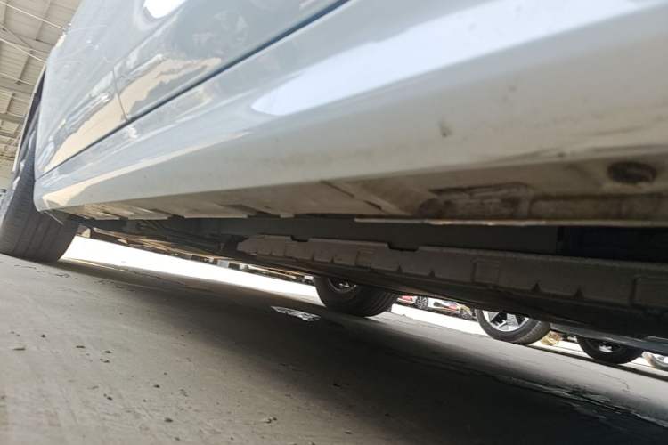 Used BYD Qin PLUS 2024 HONOR Edition DM-i 55KM Leading Model Left Side Sill