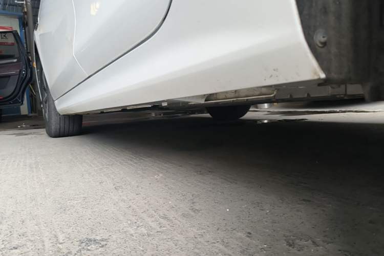 Used BYD Qin PLUS 2024 HONOR Edition DM-i 55KM Leading Model Left Side Sill