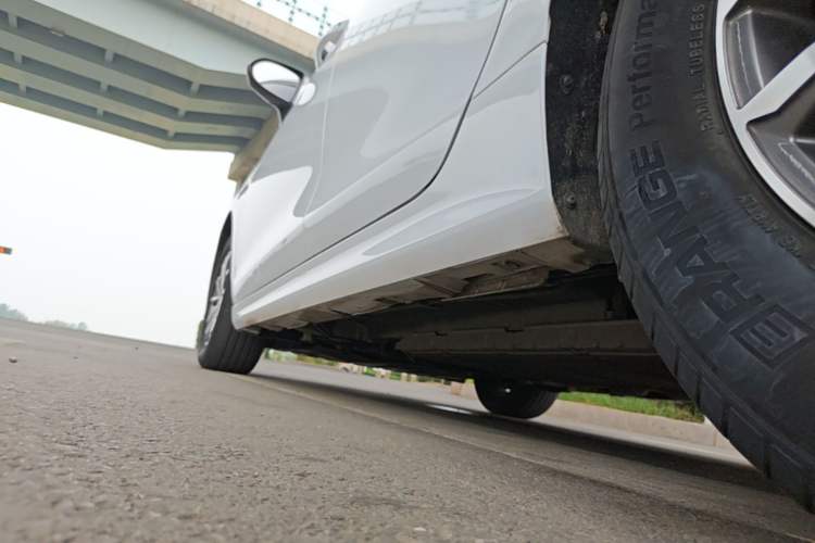 Used BYD Qin PLUS 2024 HONOR Edition DM-i 55KM Leading Model Left Side Sill