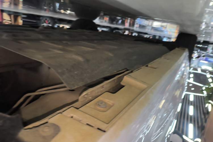 Used BYD Qin PLUS 2024 HONOR Edition DM-i 55KM Leading Model Left Side Sill