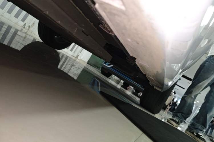 Used BYD Qin PLUS 2024 HONOR Edition DM-i 55KM Leading Model Left Side Sill