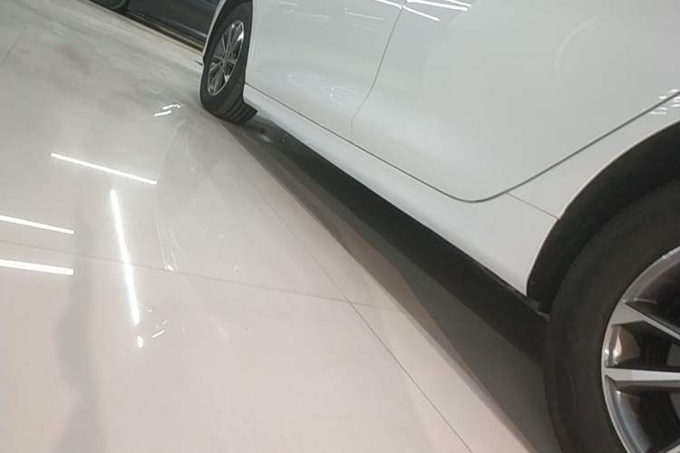 Used BYD Qin PLUS 2024 HONOR Edition DM-i 55KM Leading Model Left Side Sill