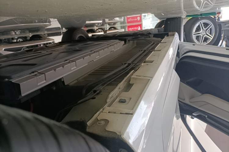Used BYD Qin PLUS 2024 HONOR Edition DM-i 55KM Leading Model Left Side Sill