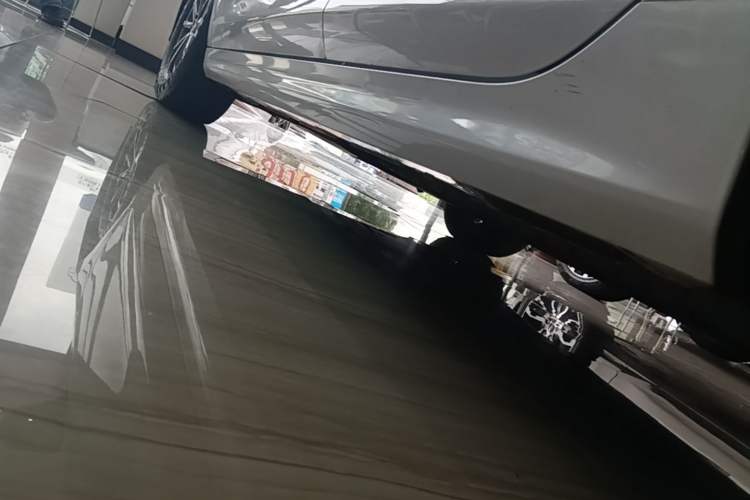 Used BYD Qin PLUS 2024 HONOR Edition DM-i 55KM Leading Model Left Side Sill