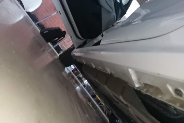 Used BYD Qin PLUS 2024 HONOR Edition DM-i 55KM Leading Model Left Side Sill