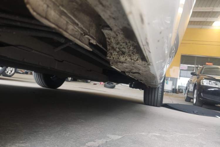 Used BYD Qin PLUS 2024 HONOR Edition DM-i 55KM Leading Model Left Side Sill