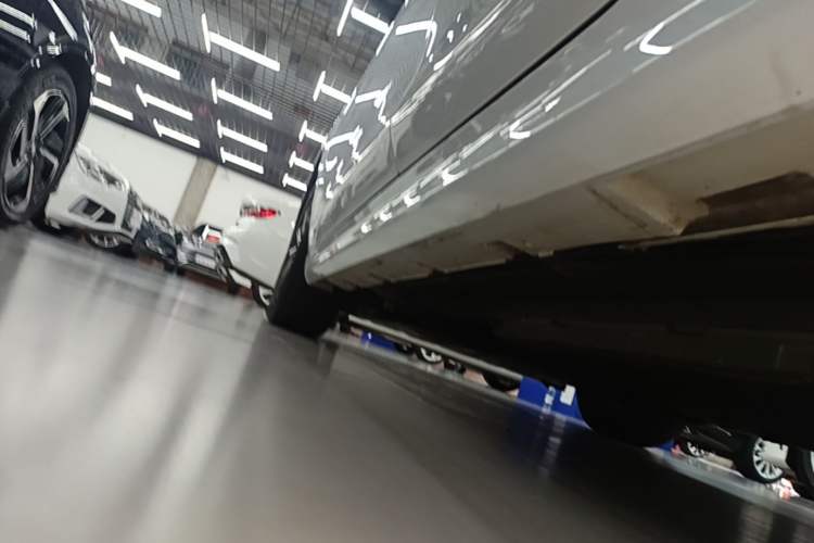 Used BYD Qin PLUS 2024 HONOR Edition DM-i 55KM Beyond Model Left Side Sill