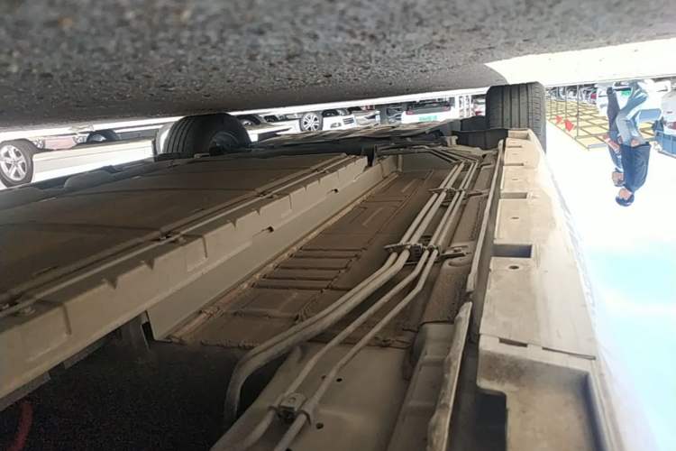 Used BYD Qin PLUS 2024 HONOR Edition DM-i 55KM Leading Model Left Side Sill