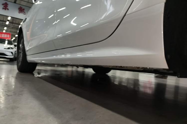 Used BYD Qin PLUS 2024 HONOR Edition DM-i 55KM Leading Model Left Side Sill