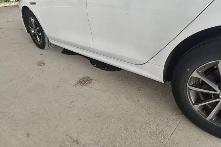 Used BYD Qin PLUS 2024 HONOR Edition DM-i 55KM Leading Model Left Side Sill