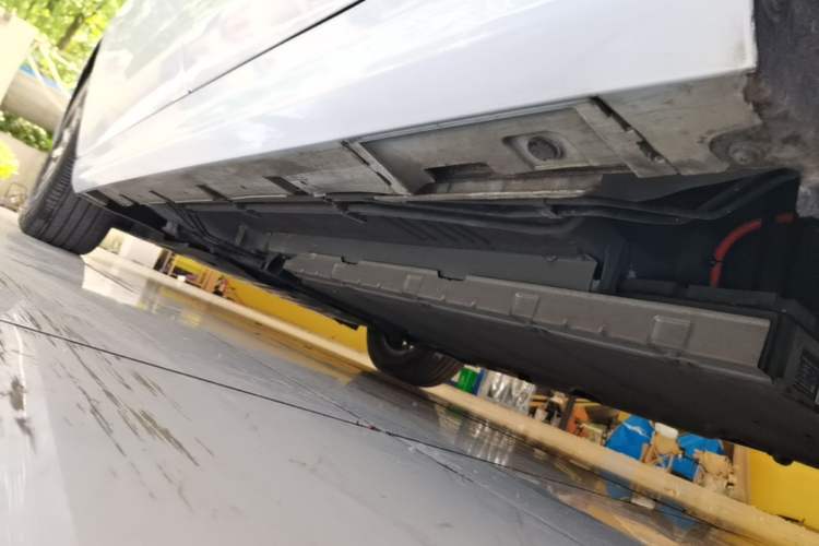 Used BYD Qin PLUS 2024 HONOR Edition DM-i 55KM Leading Model Left Side Sill