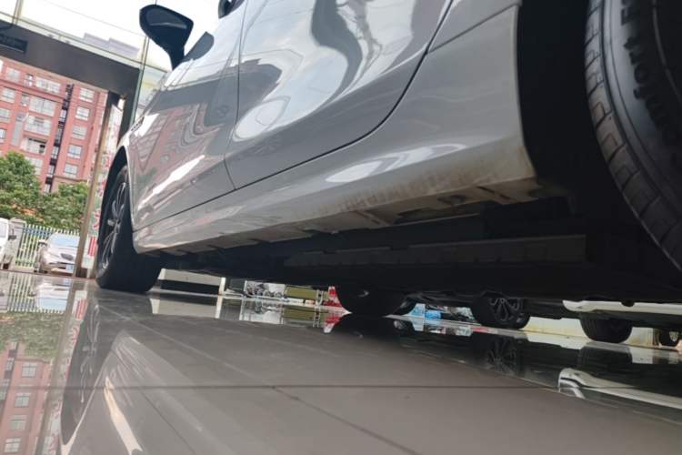Used BYD Qin PLUS 2024 HONOR Edition DM-i 55KM Leading Model Left Side Sill