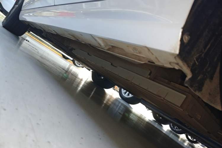 Used BYD Qin PLUS 2024 HONOR Edition DM-i 55KM Leading Model Left Side Sill
