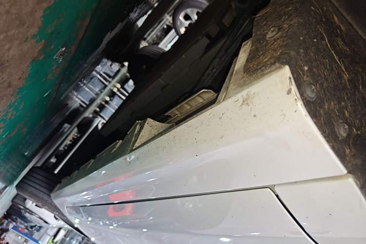 Used BYD Qin PLUS 2024 HONOR Edition DM-i 55KM Leading Model Left Side Sill