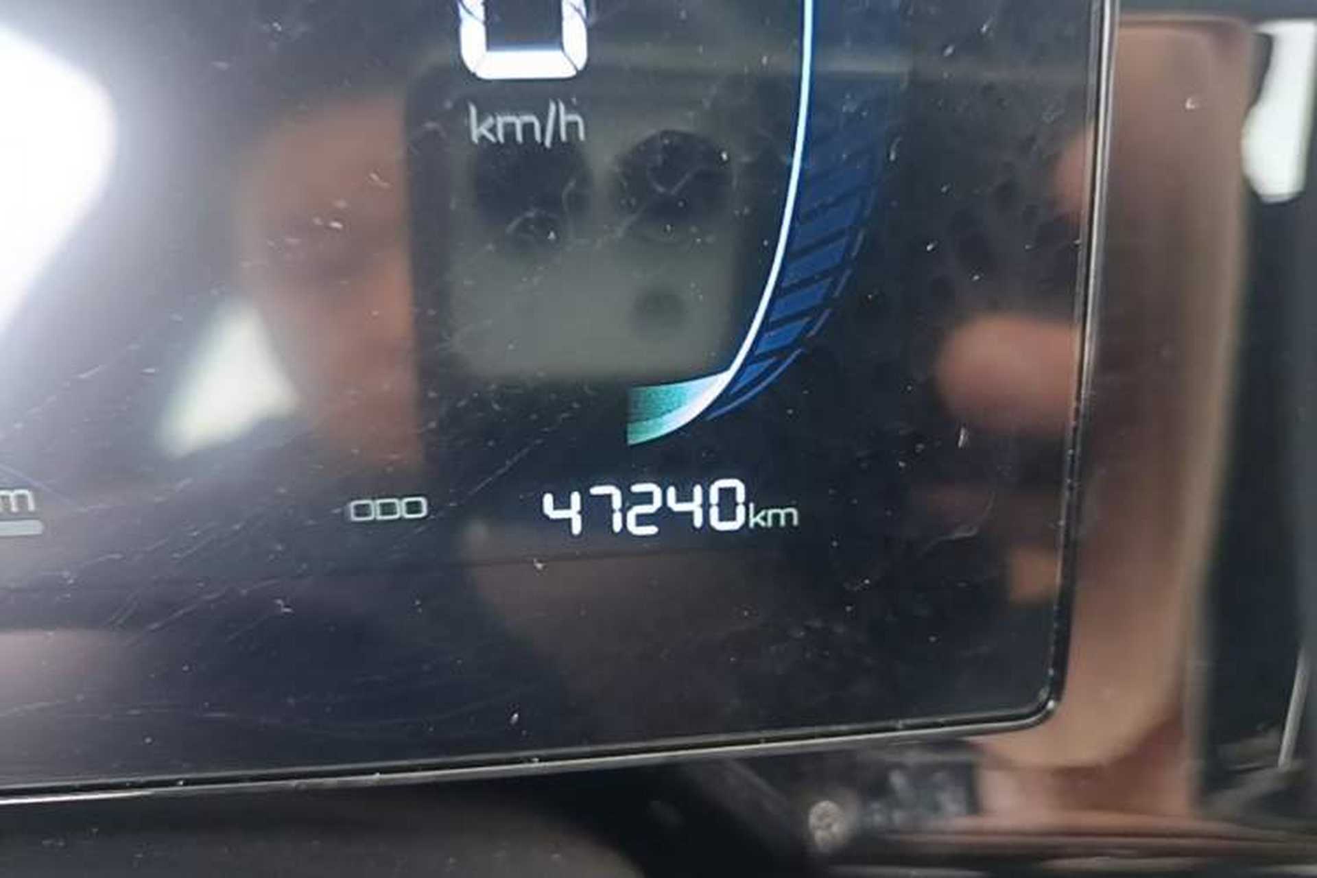 Used BYD Qin PLUS 2024 HONOR Edition DM-i 55KM Leading Model Odometer Close Up
