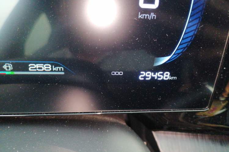 Used BYD Qin PLUS 2024 HONOR Edition DM-i 55KM Leading Model Odometer Close Up