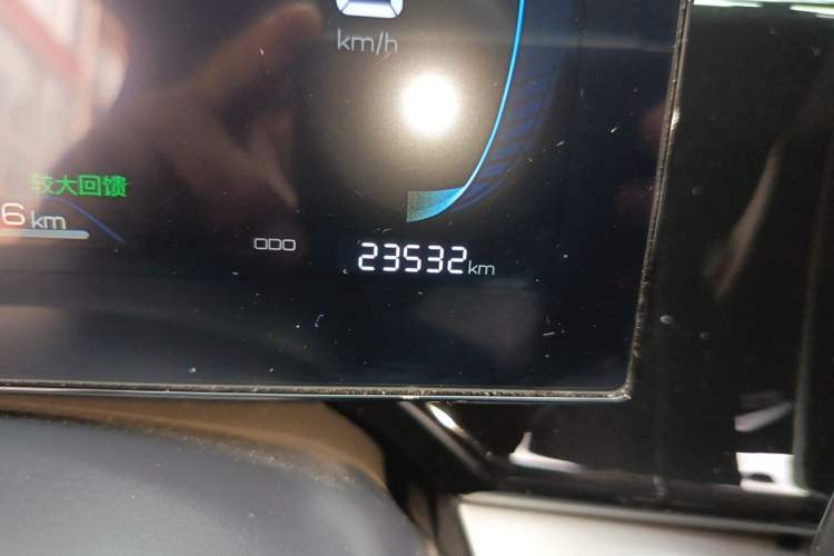Used BYD Qin PLUS 2024 Honor Edition EV 510KM Beyond Model Odometer Close Up