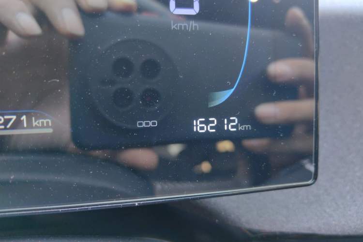 Used BYD Qin PLUS 2024 HONOR Edition DM-i 55KM Leading Model Odometer Close Up