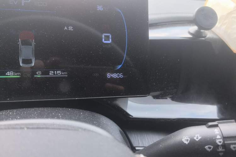 Used BYD Qin PLUS 2024 HONOR Edition DM-i 55KM Leading Model Odometer Close Up