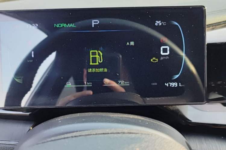 Used BYD Qin PLUS 2024 HONOR Edition DM-i 55KM Leading Model Odometer Close Up