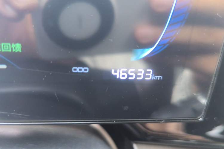 Used BYD Qin PLUS 2024 Honor Edition EV 510KM Leading Model Odometer Close Up