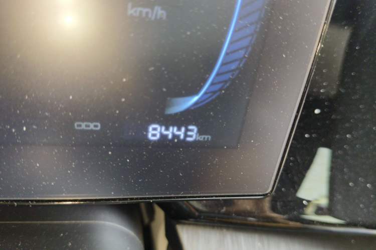 Used BYD Qin PLUS 2024 HONOR Edition DM-i 55KM Leading Model Odometer Close Up