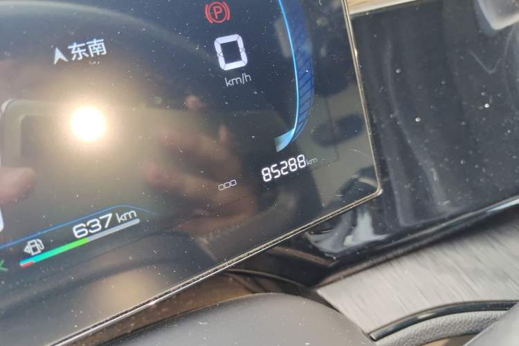 Used BYD Qin PLUS 2024 HONOR Edition DM-i 55KM Leading Model Odometer Close Up