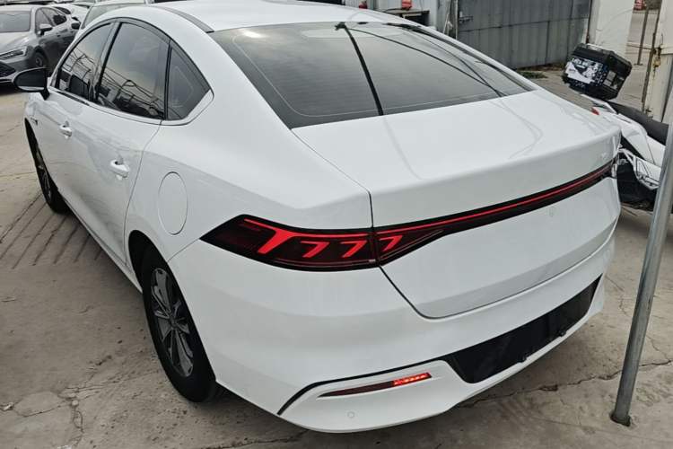 Used BYD Qin PLUS 2024 HONOR Edition DM-i 55KM Leading Model Rear Left 45 Deg