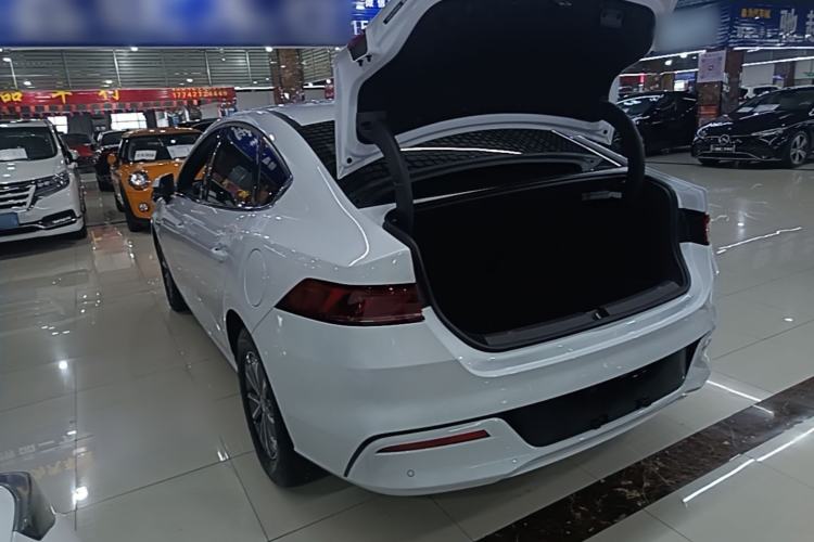 Used BYD Qin PLUS 2024 HONOR Edition DM-i 55KM Leading Model Rear Left 45 Deg