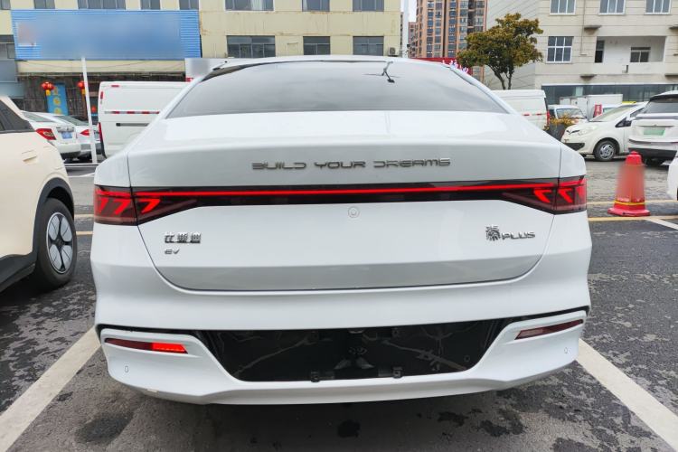 Used BYD Qin PLUS 2024 Honor Edition EV 510KM Beyond Model Rear