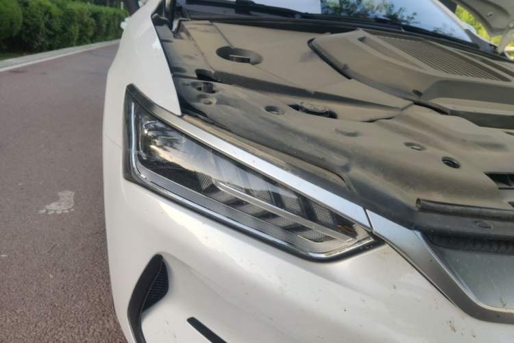 Used BYD Qin PLUS 2024 Honor Edition EV 420KM Leading Model Right Front Headlight