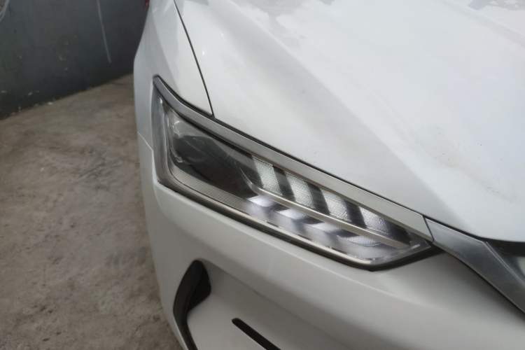 Used BYD Qin PLUS 2024 Honor Edition EV 510KM Leading Model Right Front Headlight