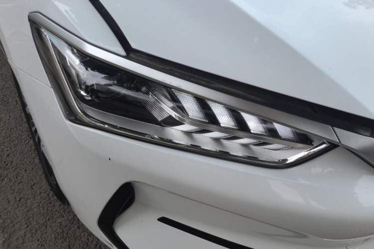 Used BYD Qin PLUS 2024 Honor Edition EV 510KM Leading Model Right Front Headlight