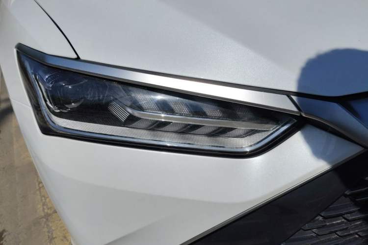 Used BYD Qin PLUS 2024 HONOR Edition DM-i 55KM Leading Model Right Front Headlight