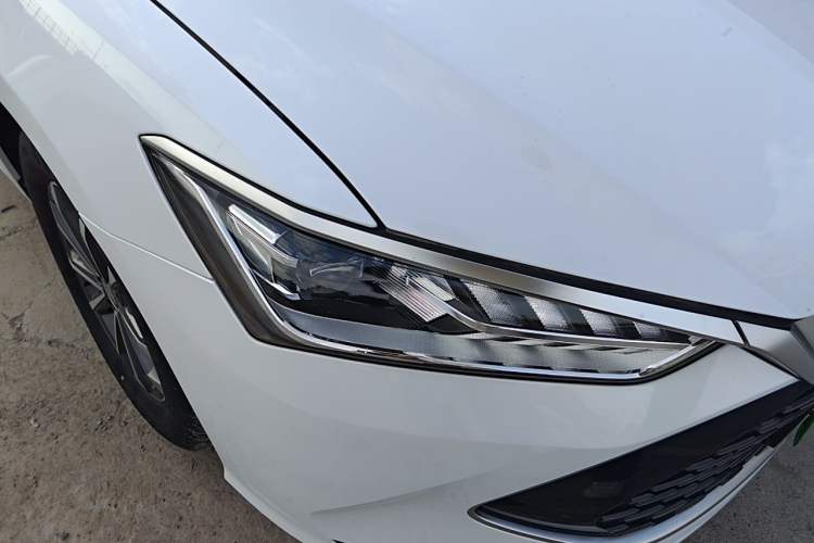 Used BYD Qin PLUS 2024 HONOR Edition DM-i 55KM Leading Model Right Front Headlight