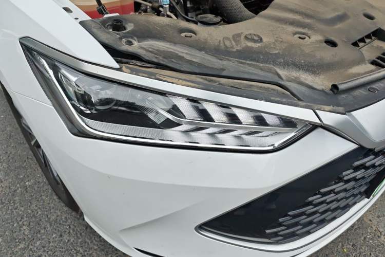 Used BYD Qin PLUS 2024 HONOR Edition DM-i 55KM Leading Model Right Front Headlight