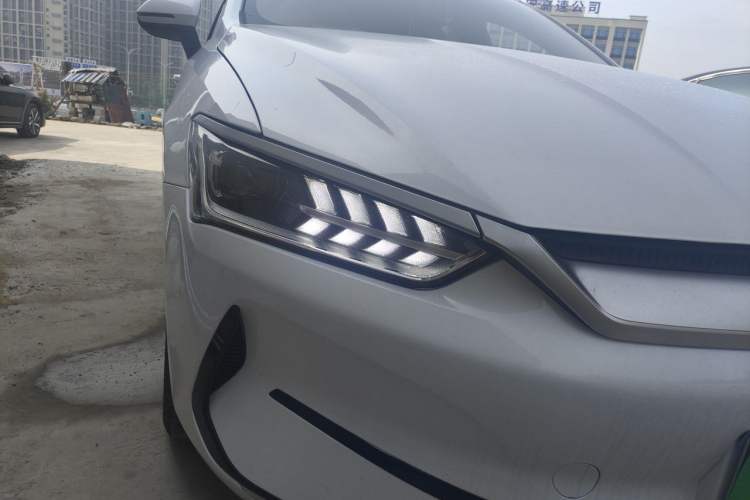 Used BYD Qin PLUS 2024 Honor Edition EV 510KM Leading Model Right Front Headlight