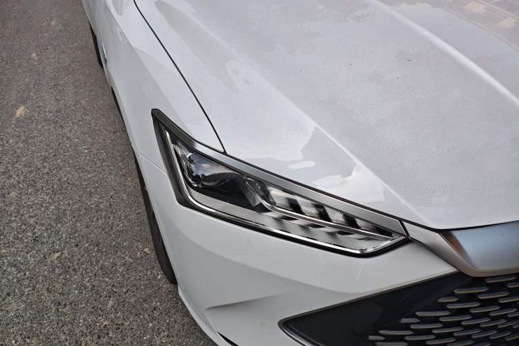 Used BYD Qin PLUS 2024 HONOR Edition DM-i 55KM Leading Model Right Front Headlight