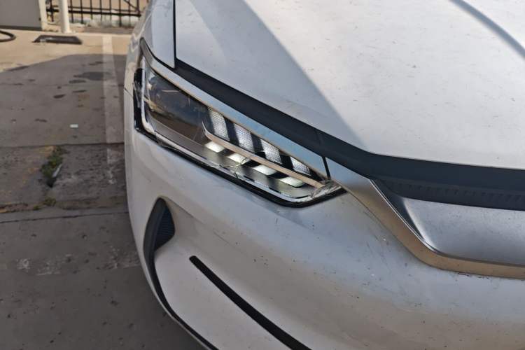 Used BYD Qin PLUS 2024 Honor Edition EV 510KM Leading Model Right Front Headlight