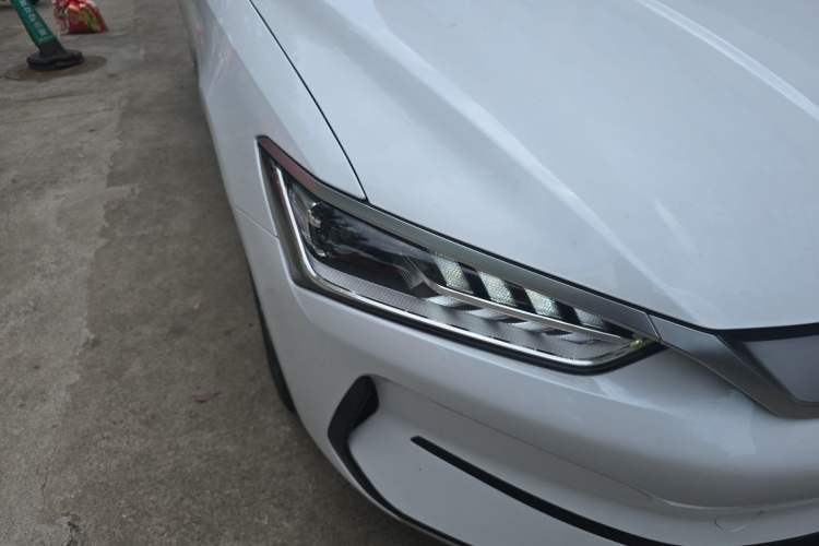 Used BYD Qin PLUS 2024 Honor Edition EV 510KM Leading Model Right Front Headlight