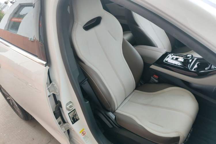 Used BYD Qin PLUS 2024 HONOR Edition DM-i 55KM Leading Model Right Front Seat