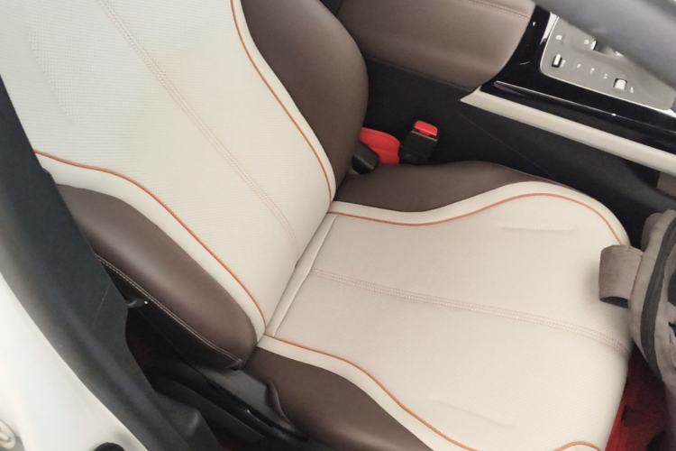 Used BYD Qin PLUS 2024 Honor Edition EV 510KM Leading Model Right Front Seat