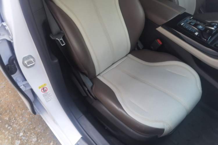 Used BYD Qin PLUS 2024 HONOR Edition DM-i 55KM Leading Model Right Front Seat