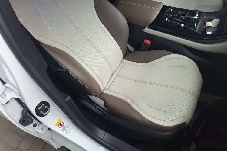 Used BYD Qin PLUS 2024 HONOR Edition DM-i 55KM Leading Model Right Front Seat