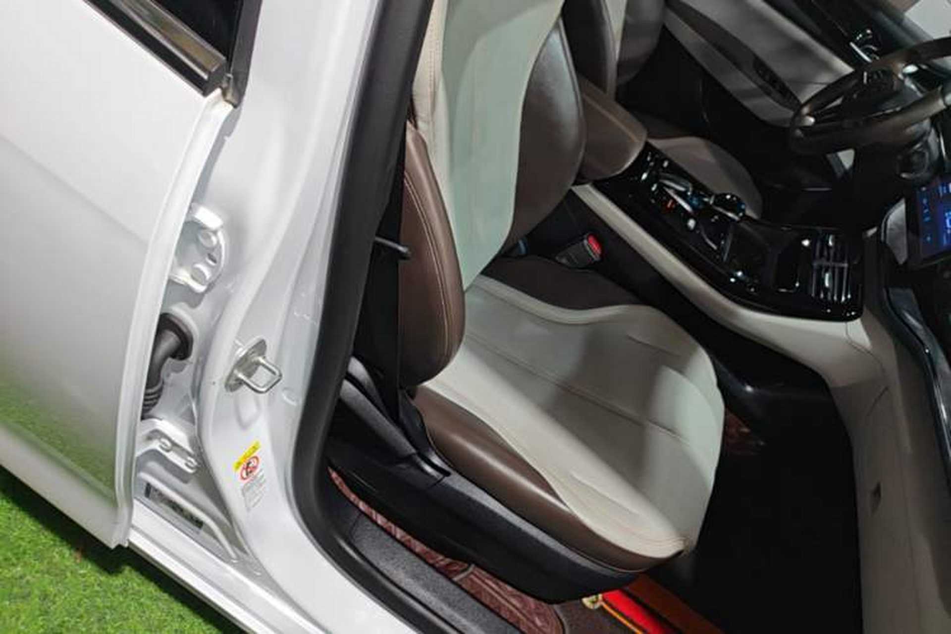 Used BYD Qin PLUS 2024 HONOR Edition DM-i 55KM Leading Model Right Front Seat